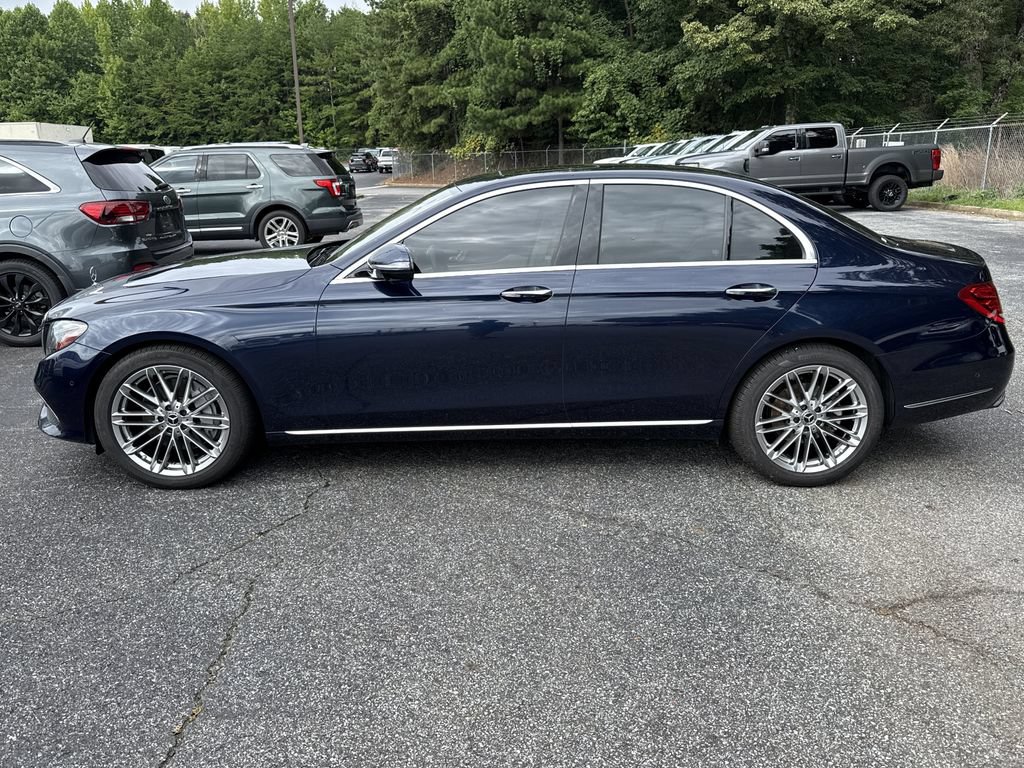 Used 2017 Mercedes-Benz E 300 image 4