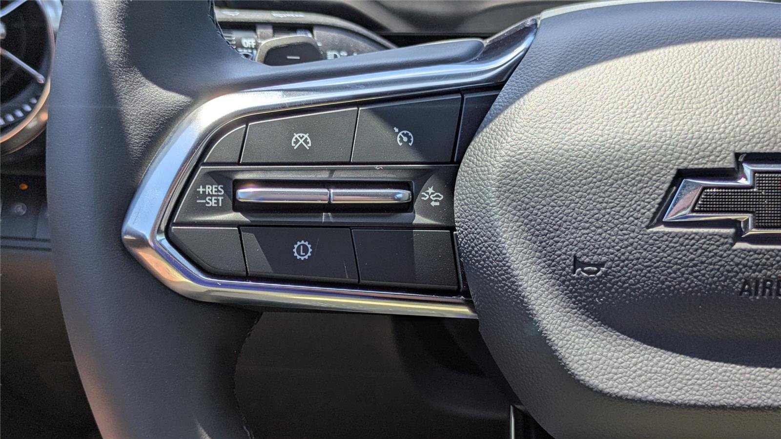 New 2026 Chevrolet Equinox LT FWD image 16
