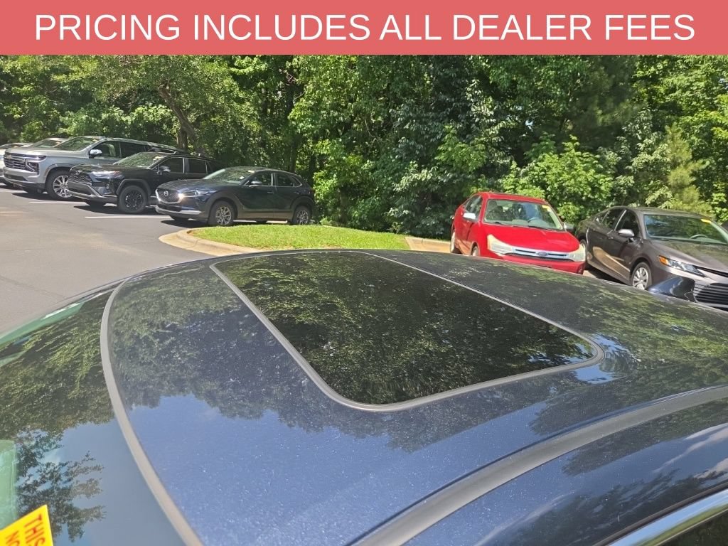 Used 2022 Honda Insight Touring image 2