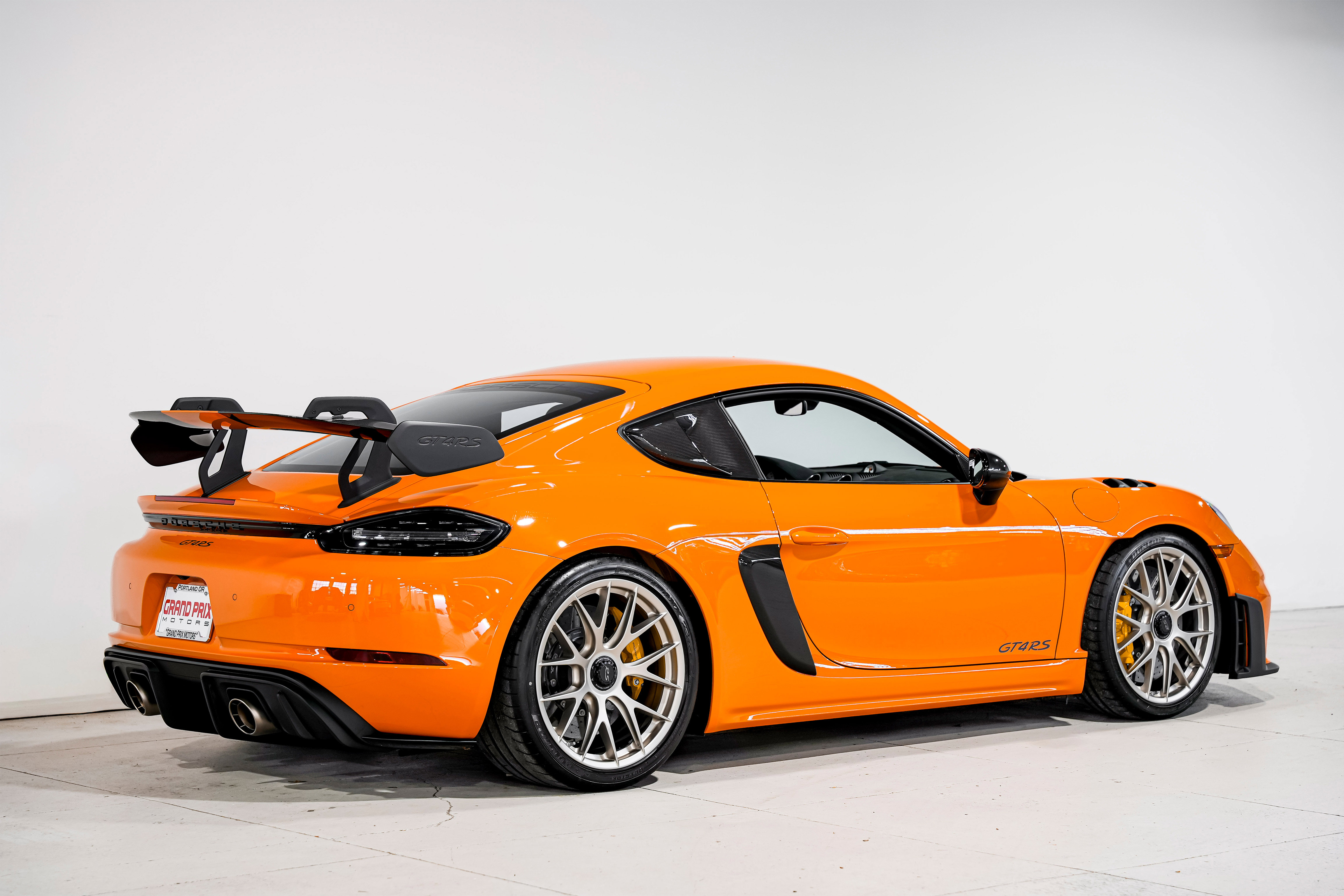 Used 2023 Porsche 718 Cayman GT4 RS image 4