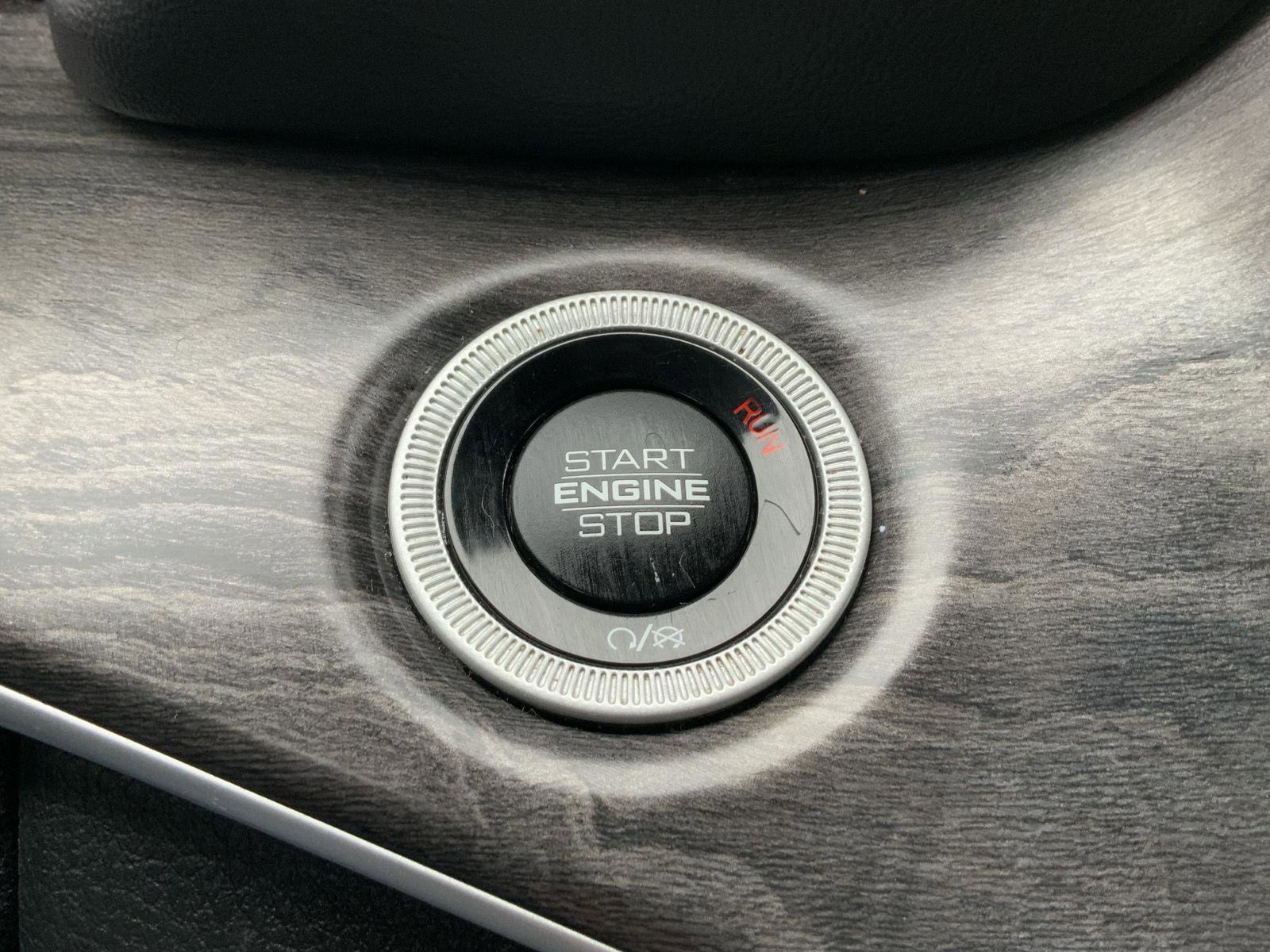 Used 2023 Jeep Grand Cherokee L Limited image 34