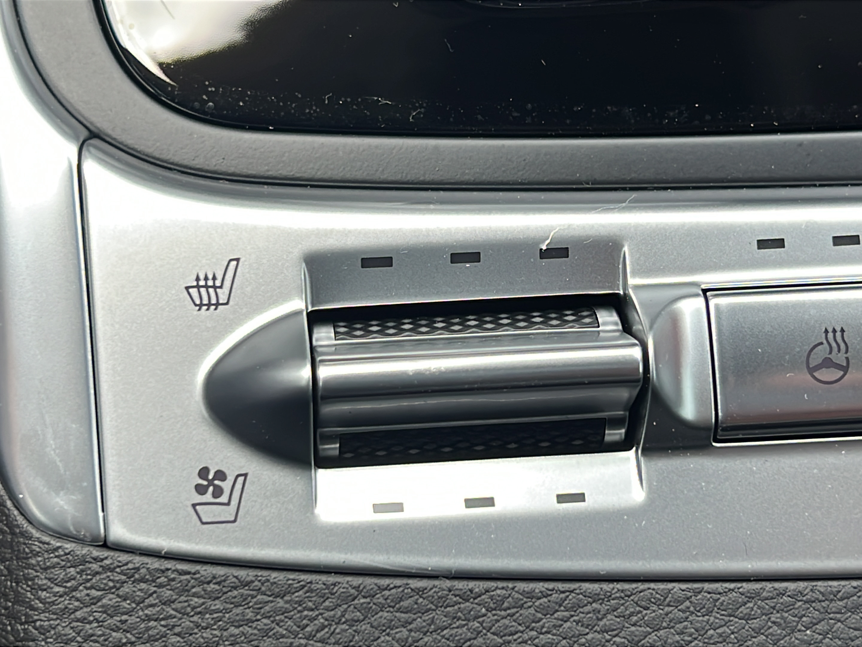 New 2026 Kia Carnival SX Prestige FWD image 17