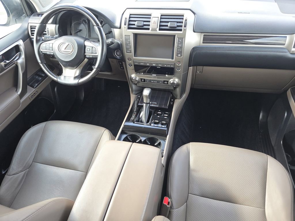Certified 2020 Lexus GX 460 Luxury w/ Accessory Package image 23