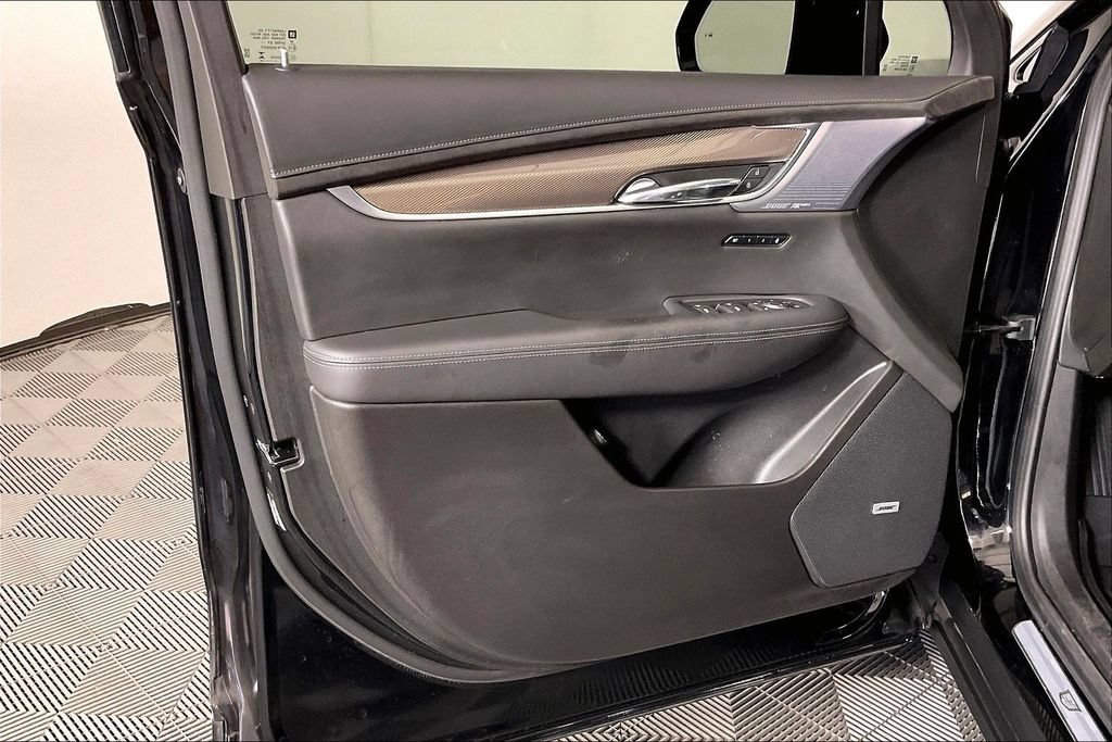 Used 2024 Cadillac XT6 Sport w/ Platinum Package AWD/4WD image 21