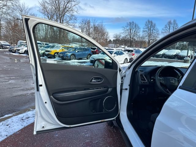 Used 2019 Honda HR-V EX image 12