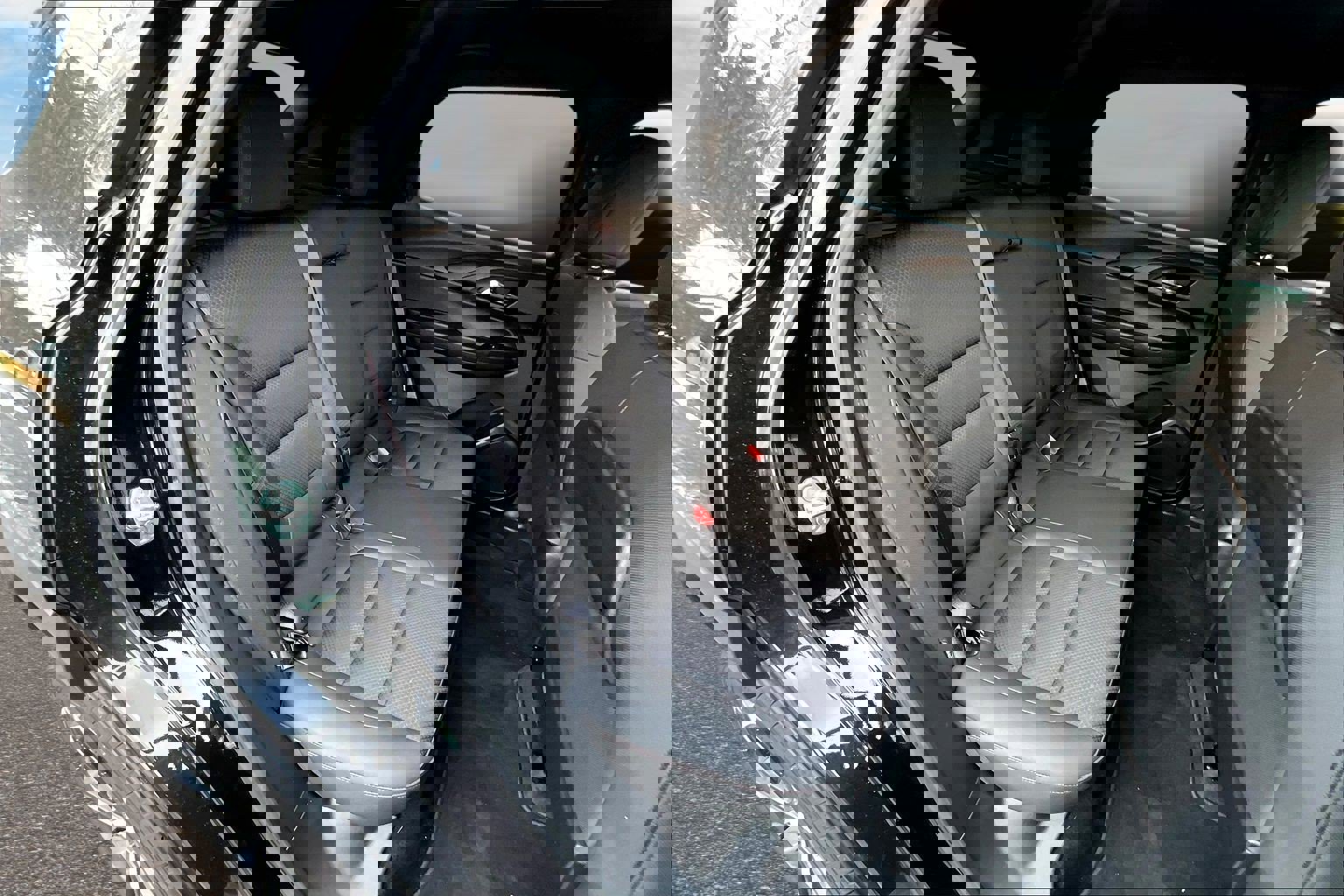 Used 2023 Chevrolet TrailBlazer RS image 16