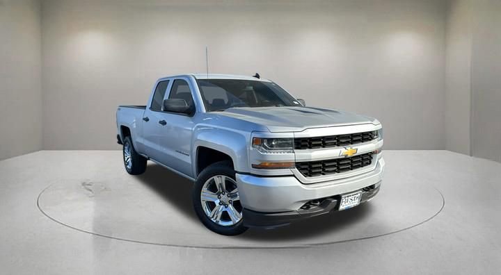 Used 2018 Chevrolet Silverado 1500 Custom w/ Custom Value Package AWD/4WD video 1