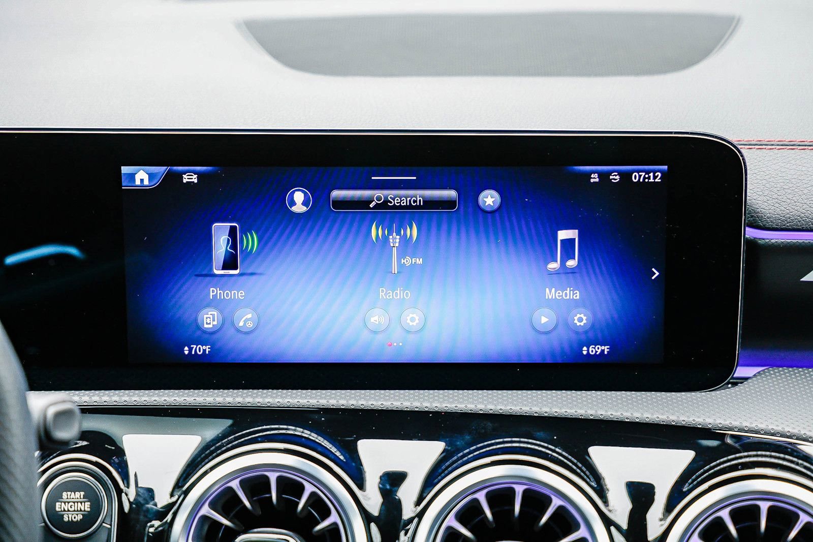 Certified 2025 Mercedes-Benz CLA 35 AMG 4MATIC image 12