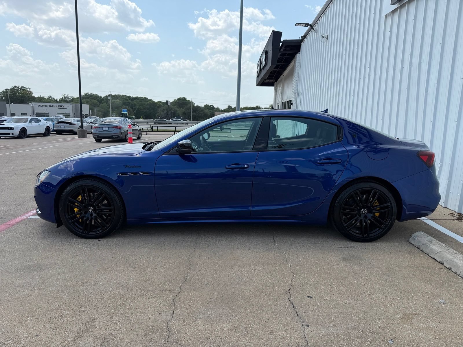 Used 2023 Maserati Ghibli Modena RWD image 3