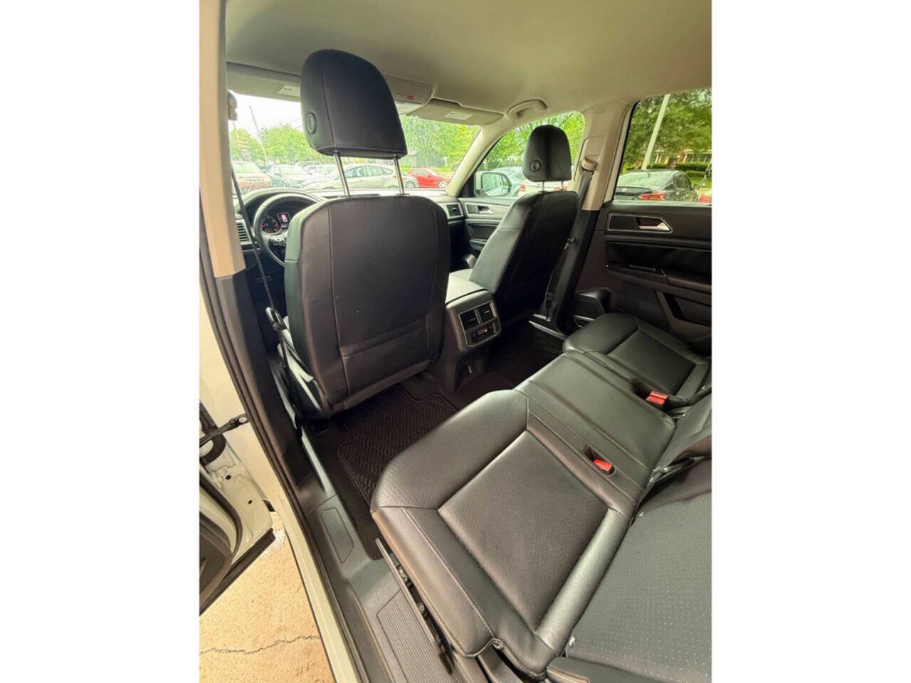 Used 2019 Volkswagen Atlas SE FWD image 17