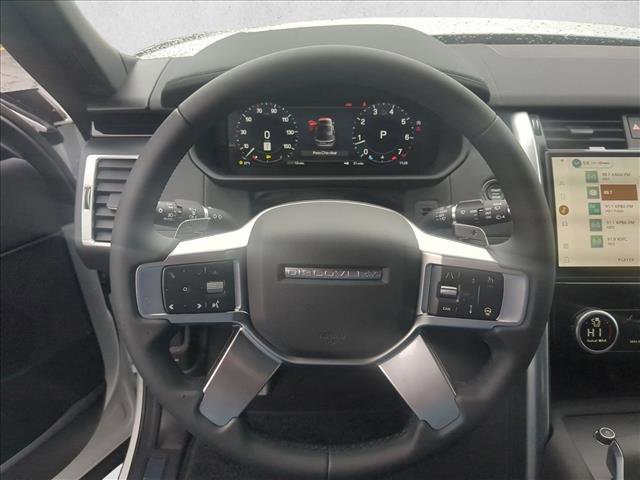 New 2026 Land Rover Discovery S AWD/4WD image 12