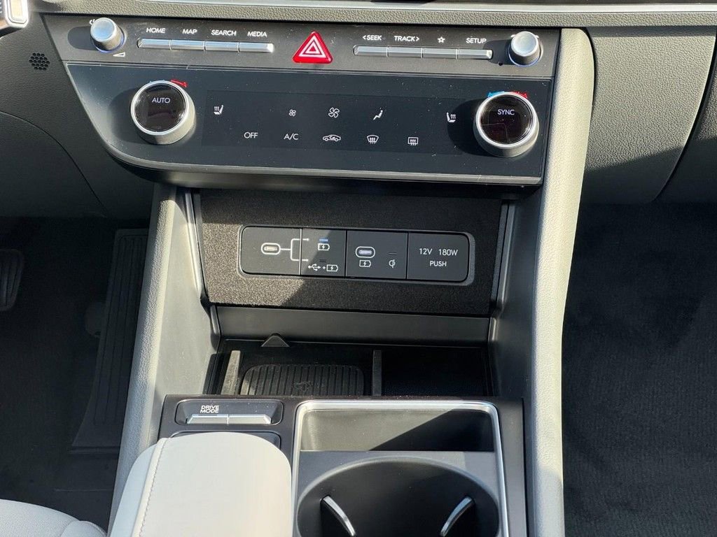 New 2026 Hyundai Sonata SEL FWD image 9