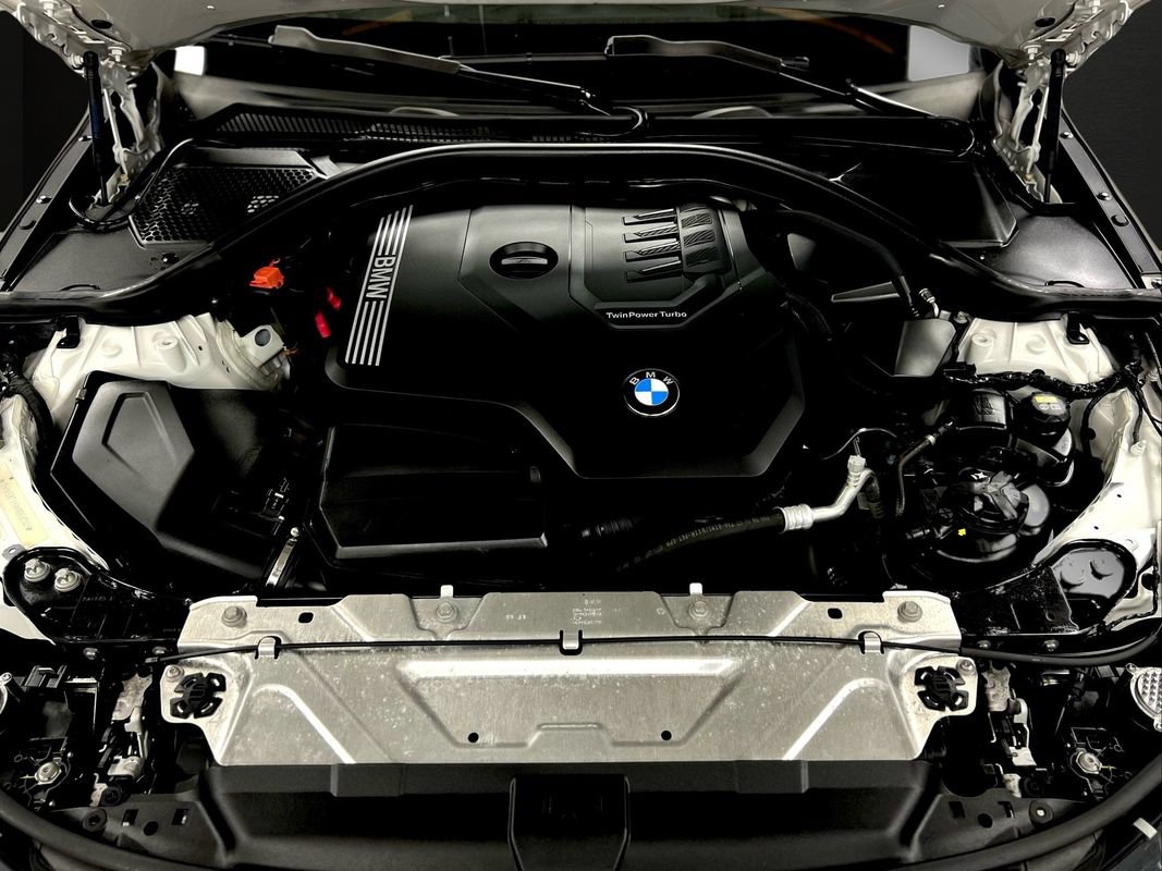 Used 2021 BMW 330i xDrive Sedan w/ M Sport Package AWD/4WD image 47
