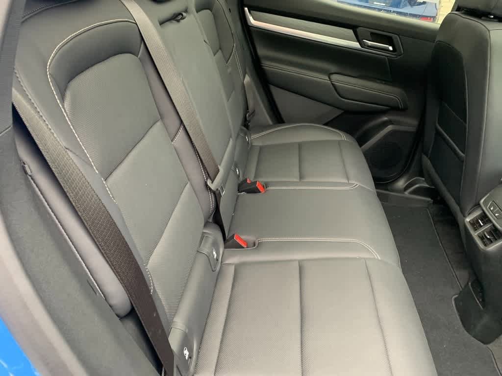 Used 2025 GMC Terrain Elevation w/ Elevation Premium Package AWD/4WD image 17