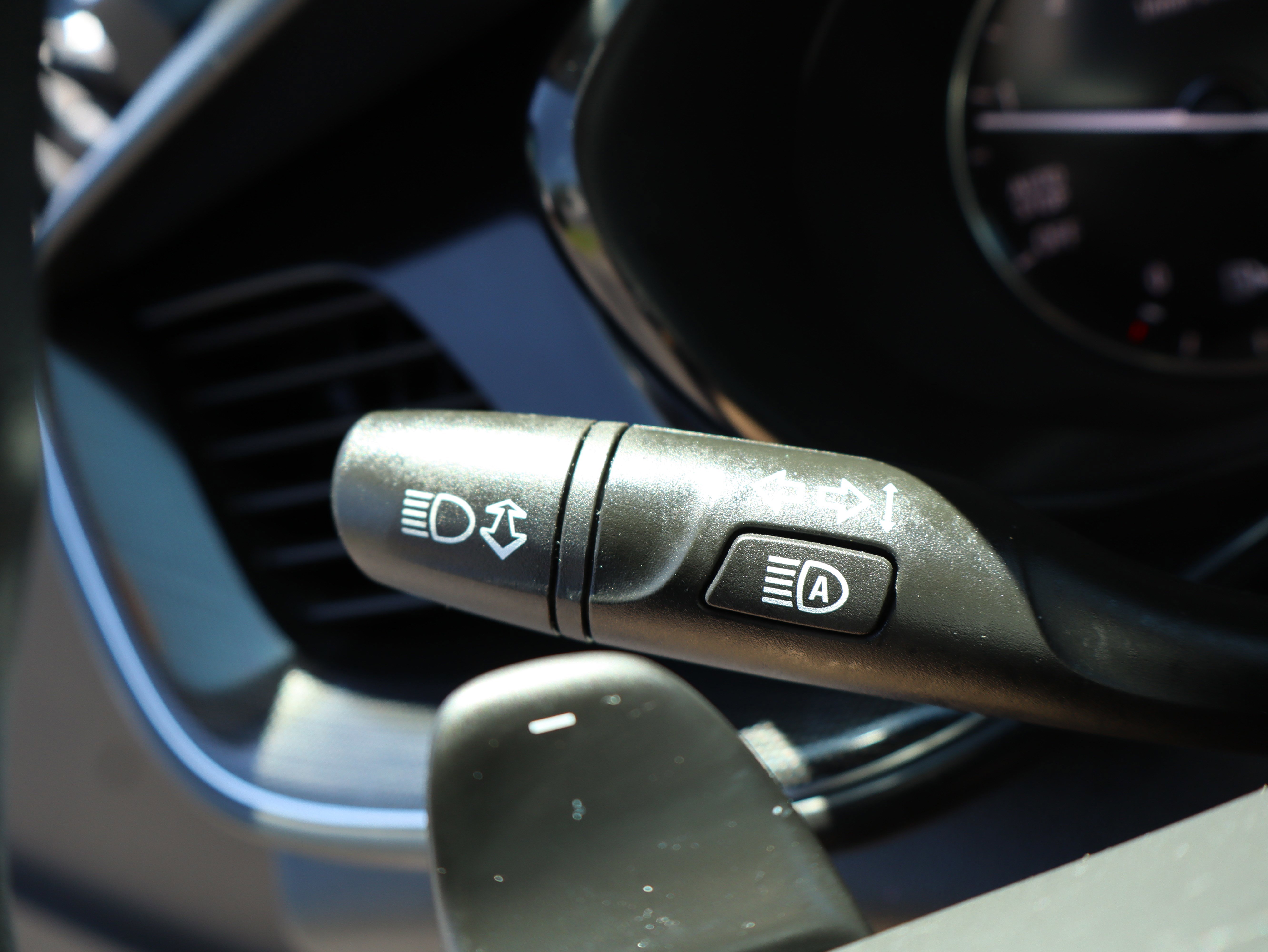 Used 2021 Buick Envision Preferred FWD image 36