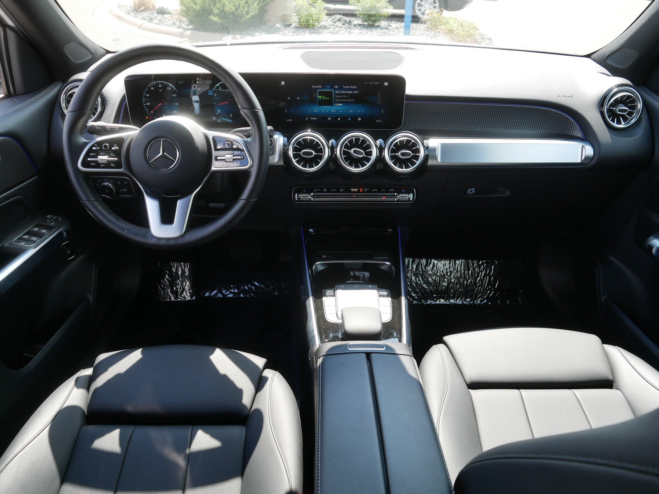 Used 2021 Mercedes-Benz GLB 250 4MATIC image 10