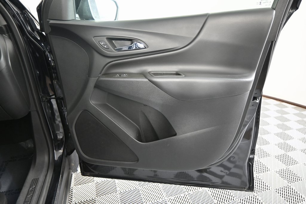 Used 2023 Chevrolet Equinox LT image 13