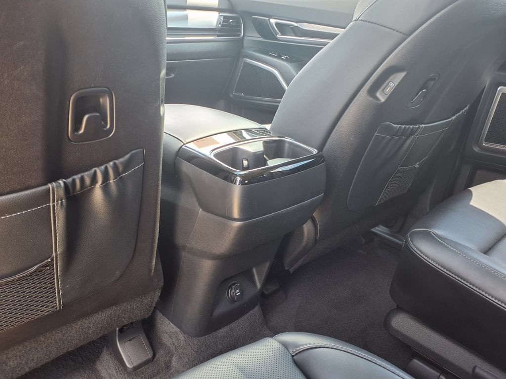 Used 2025 Kia Telluride S FWD image 26
