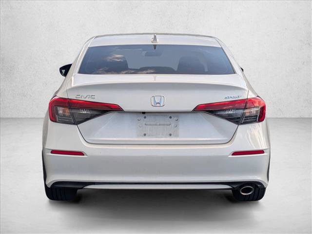 Used 2023 Honda Civic Sport image 6