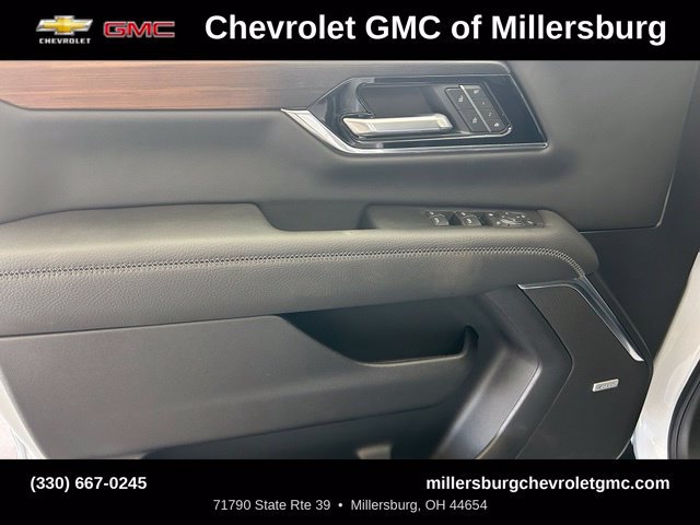 New 2027 GMC Yukon Denali w/ Sun & Power Step Package AWD/4WD image 14