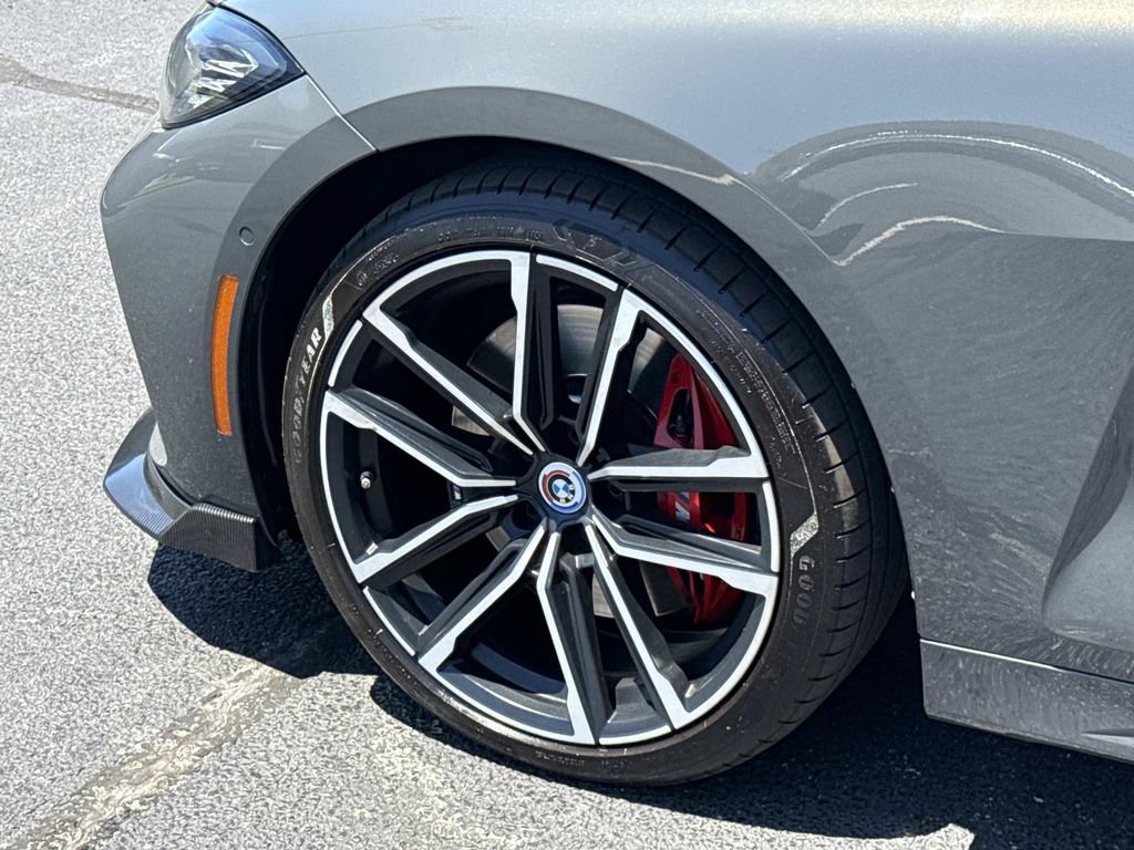 Used 2023 BMW 440i xDrive Coupe w/ M Carbon Exterior Package AWD/4WD image 31