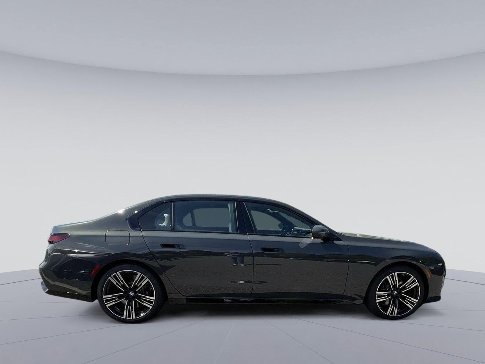 New 2026 BMW 760i xDrive w/ Executive Package AWD/4WD image 6