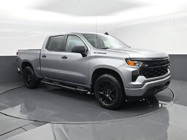 Used 2024 Chevrolet Silverado 1500 Custom w/ Turbomax Blackout Package AWD/4WD image 3