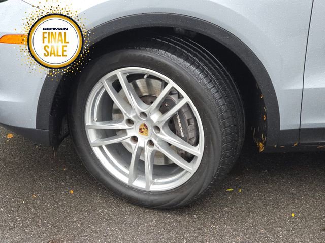 Used 2021 Porsche Cayenne image 10