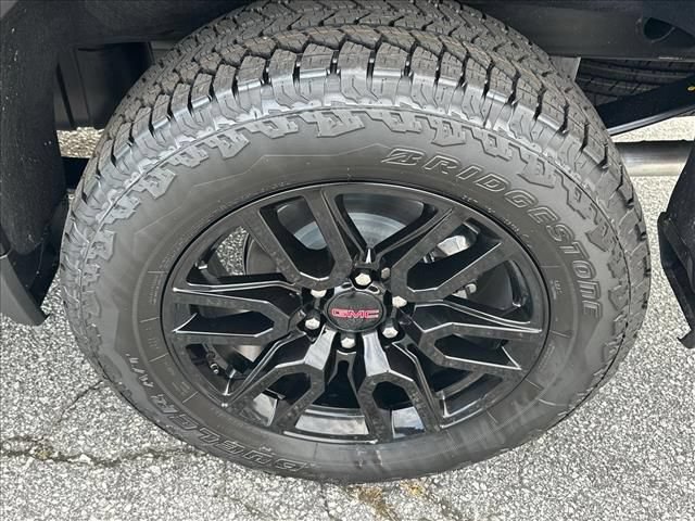 New 2026 GMC Sierra 1500 Elevation w/ Elevation Premium Package AWD/4WD image 17