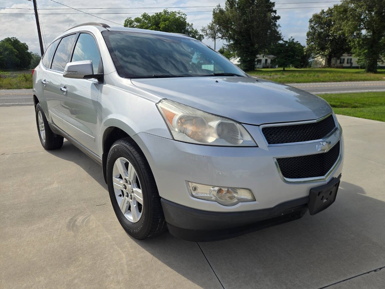 Used 2012 Chevrolet Traverse LT FWD image 20
