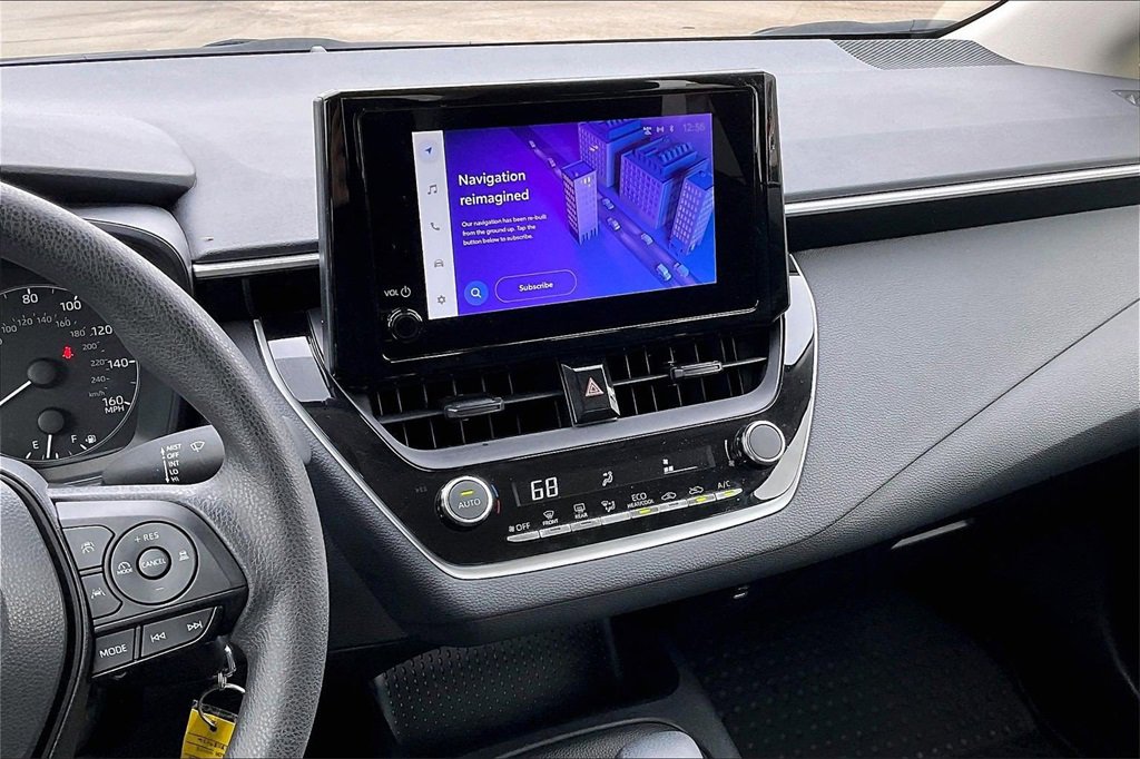 Used 2024 Toyota Corolla LE image 6