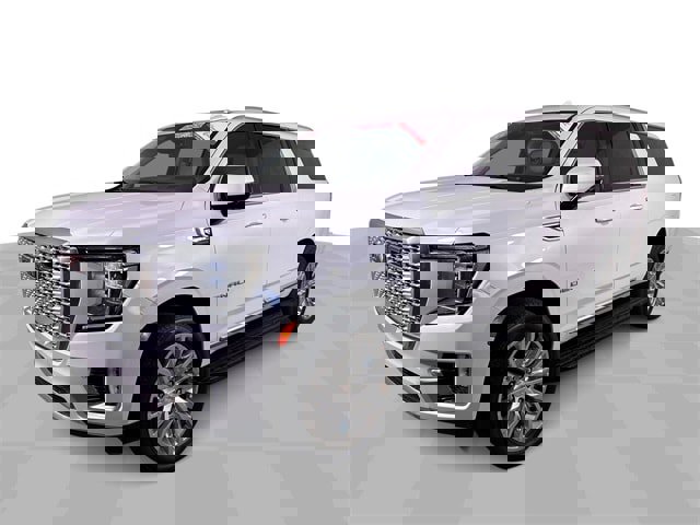 Used 2024 GMC Yukon XL Denali w/ Max Trailering Package image 4