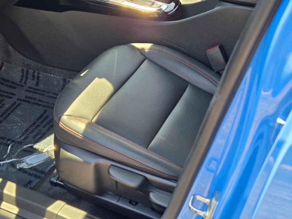 Certified 2024 Chevrolet Trax RS w/ Sunroof Package FWD image 22