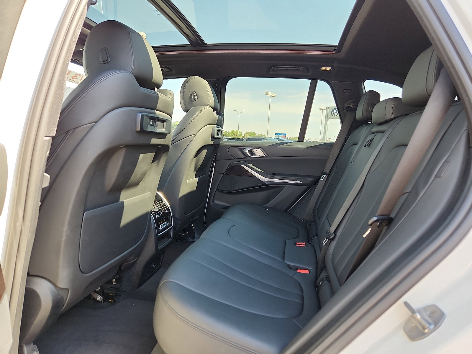 Used 2020 BMW X5 sDrive40i w/ Premium Package RWD image 12