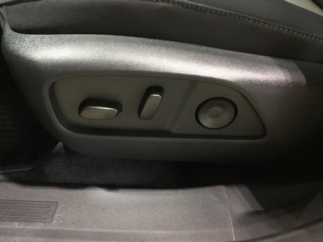 New 2026 Chevrolet Equinox LT w/ Convenience Package II image 28