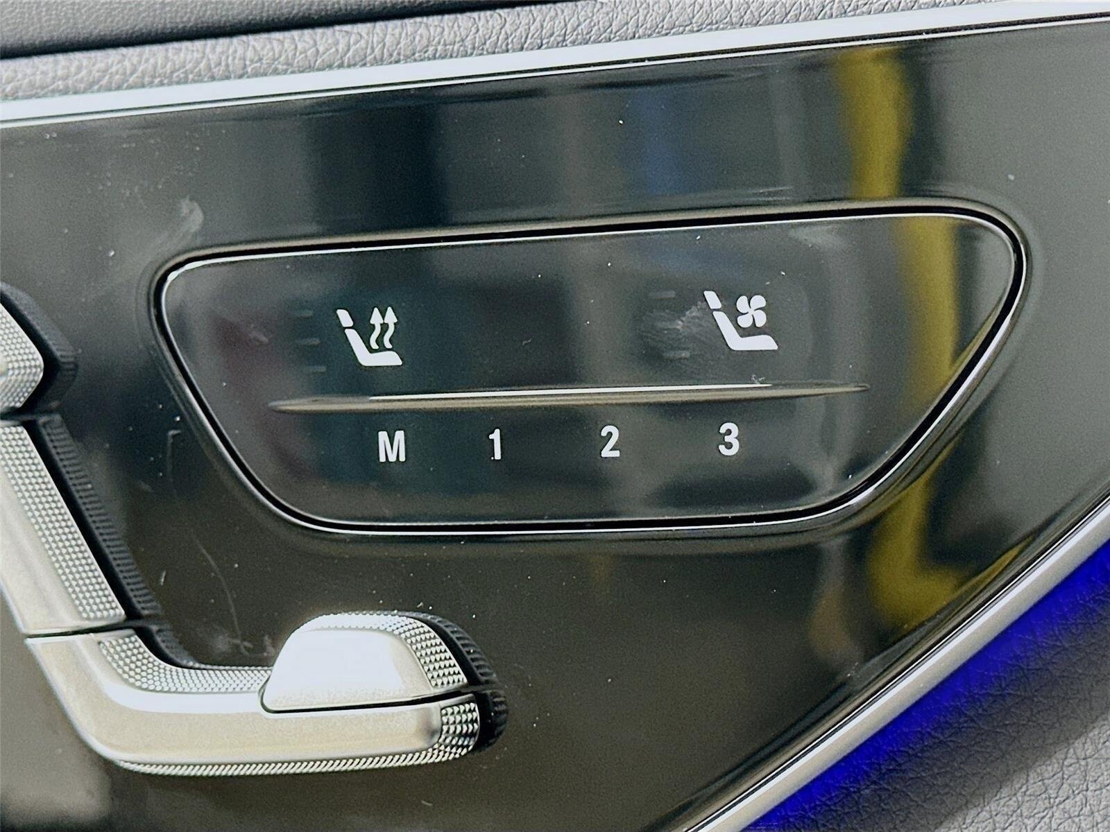 Certified 2026 Mercedes-Benz GLC 300 4MATIC image 25