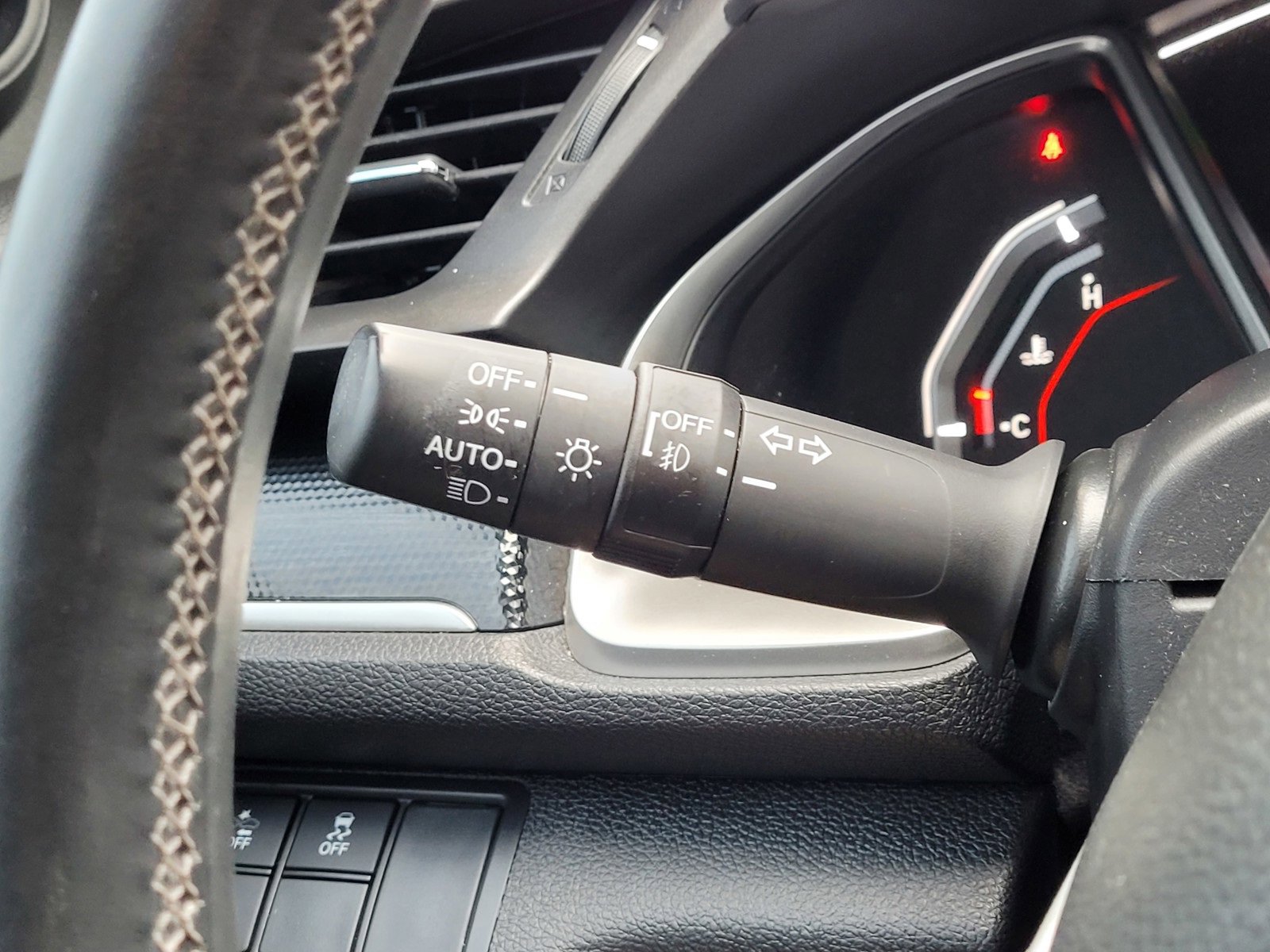 Used 2021 Honda Civic Sport image 22