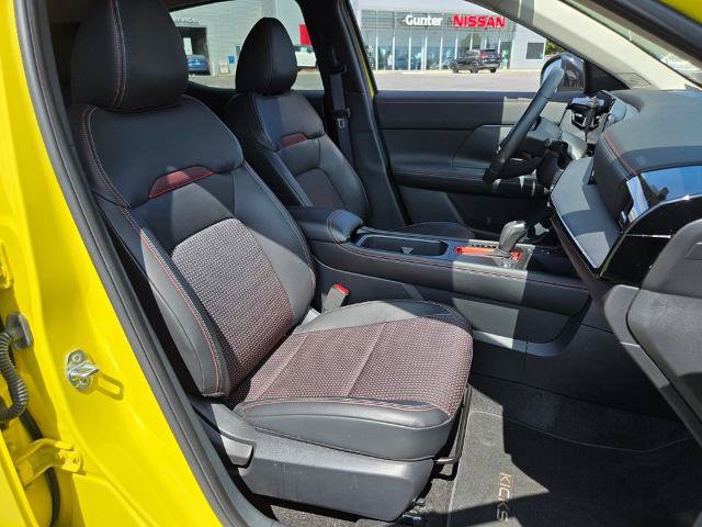 Certified 2025 Nissan Kicks SR AWD/4WD image 21