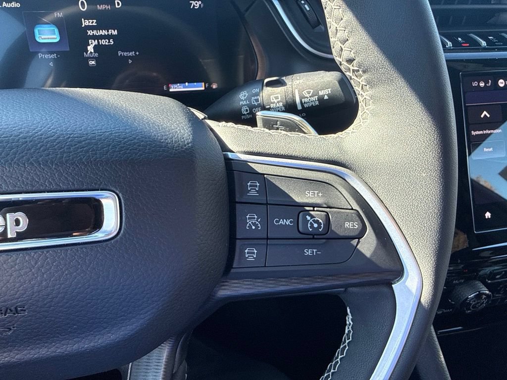 Used 2024 Jeep Grand Cherokee L Altitude RWD image 21