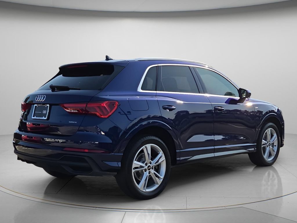 Used 2023 Audi Q3 2.0T Premium Plus w/ Premium Plus Package AWD/4WD image 7