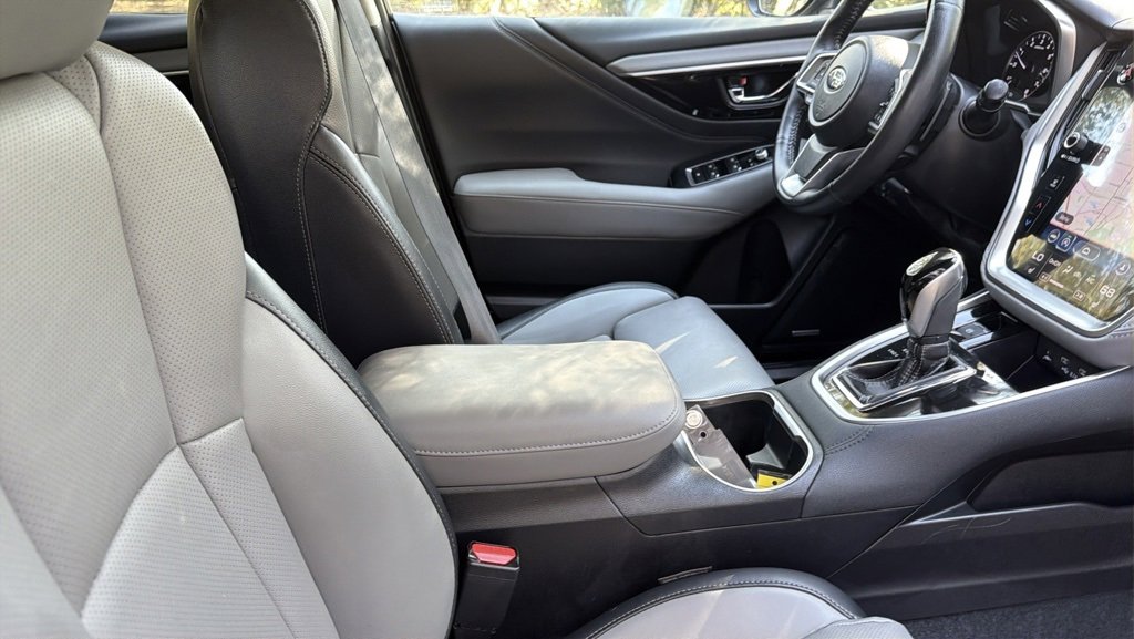 Used 2021 Subaru Outback Limited w/ Popular Package #2 image 9