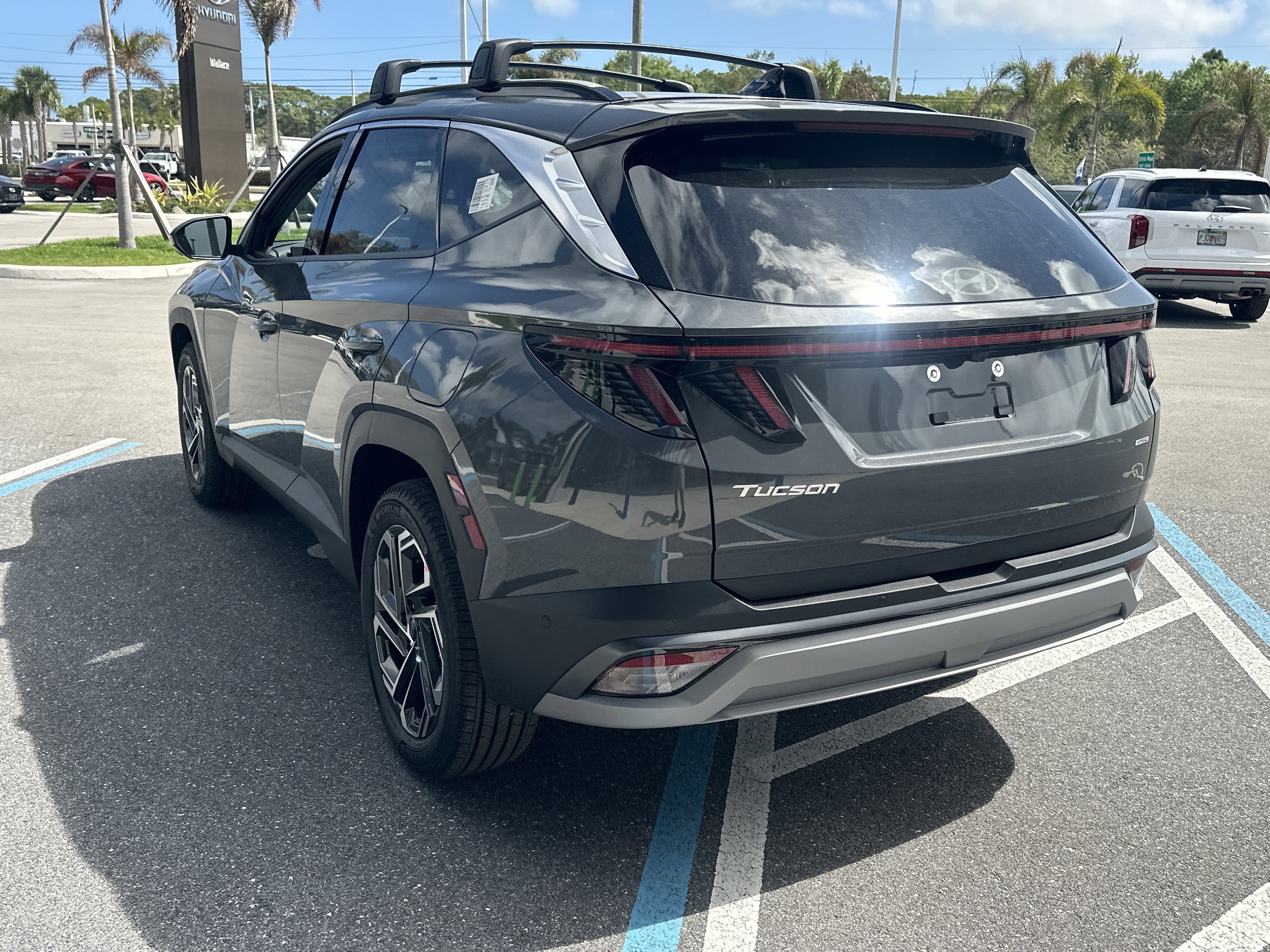 New 2026 Hyundai Tucson Limited AWD/4WD image 9
