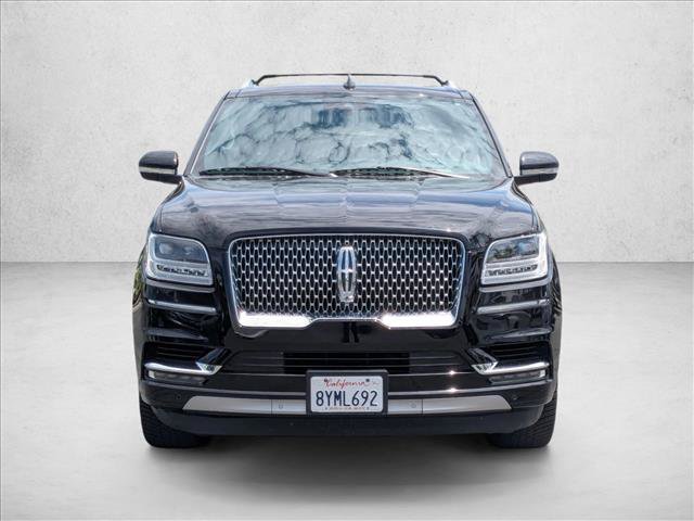 Used 2021 Lincoln Navigator L Reserve w/ Cargo Convenience Package RWD image 2