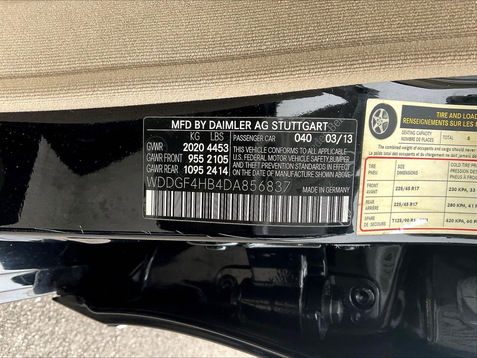 Used 2013 Mercedes-Benz C 250 Sedan image 18