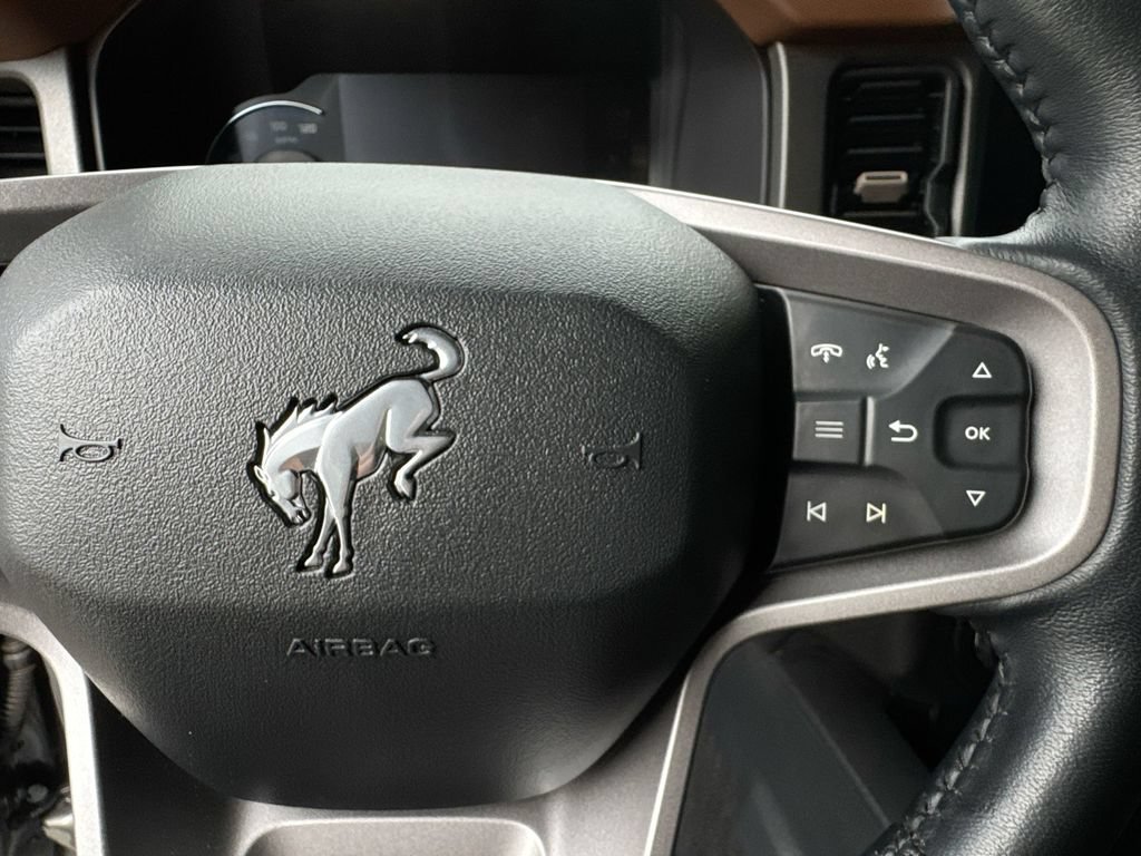 Used 2024 Ford Bronco Outer Banks AWD/4WD image 18