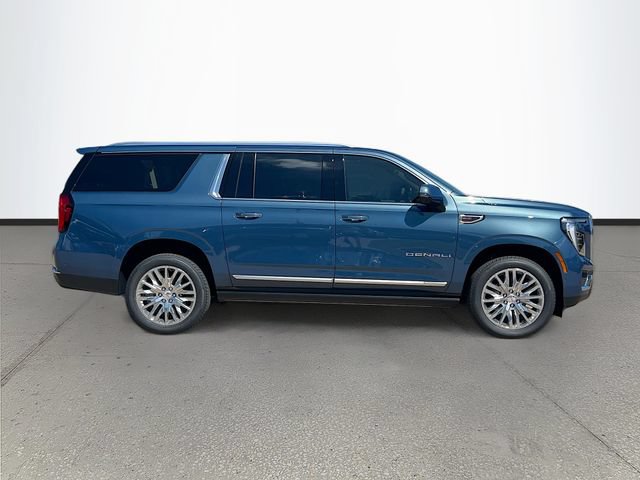 New 2026 GMC Yukon XL Denali w/ Sun & Power Step Package RWD image 3