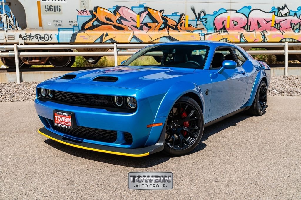Used 2023 Dodge Challenger SRT Hellcat RWD image 4