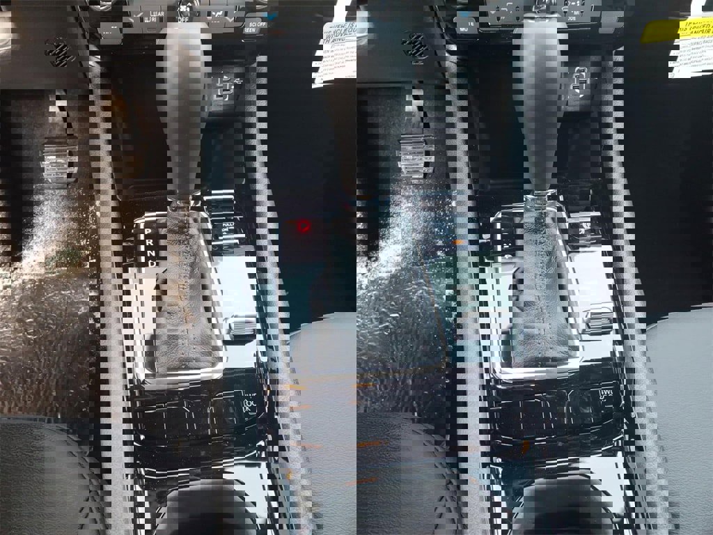 New 2026 Jeep Compass Latitude image 13