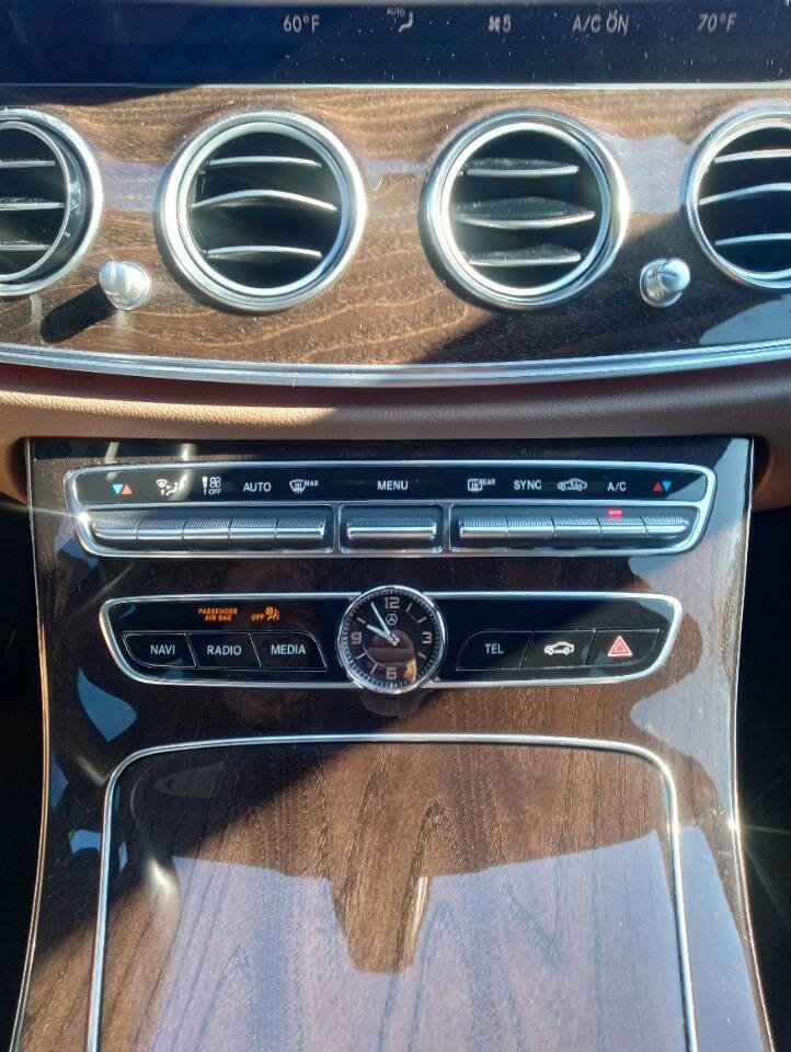 Used 2020 Mercedes-Benz E 350 Sedan image 15