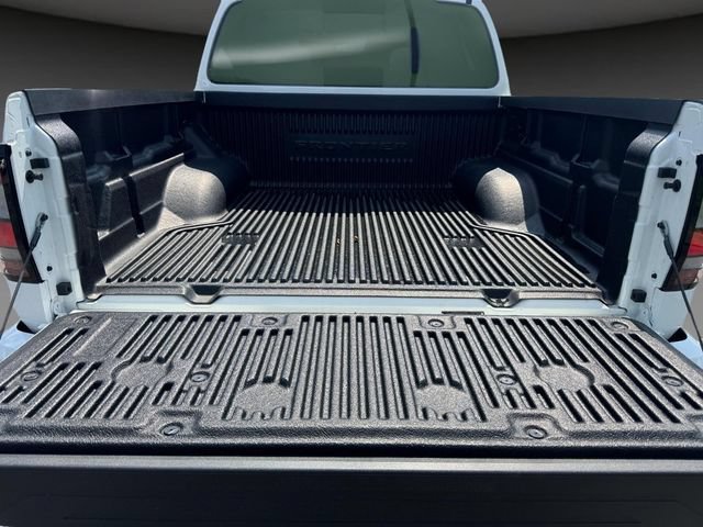 Certified 2025 Nissan Frontier PRO-4X w/ Interior Protection Package AWD/4WD image 11